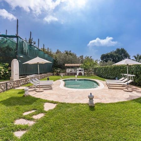 Villa Mimosa Rustic Elegance Views & Pool ماسّا لوبْرينسِ المظهر الخارجي الصورة